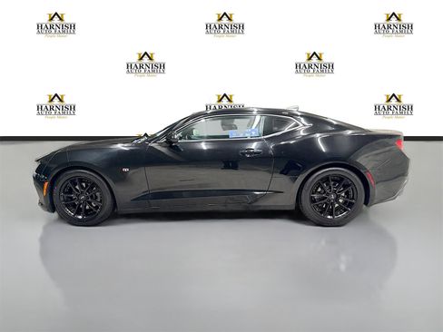 Used 2017 Chevrolet Camaro LT image 8