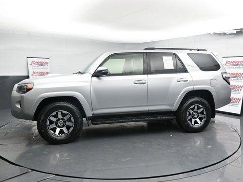 Used 2023 Toyota 4Runner TRD Off-Road Premium image 5