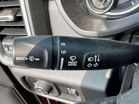 Used 2022 RAM 1500 Big Horn AWD/4WD image 21