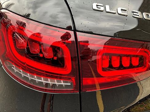 Certified 2022 Mercedes-Benz GLC 300 4MATIC image 32