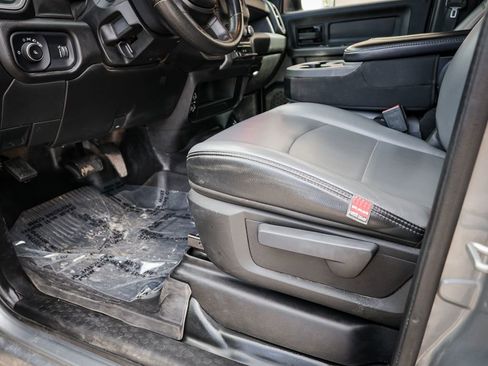 Used 2022 RAM 2500 Tradesman w/ Cold Weather Group AWD/4WD image 14