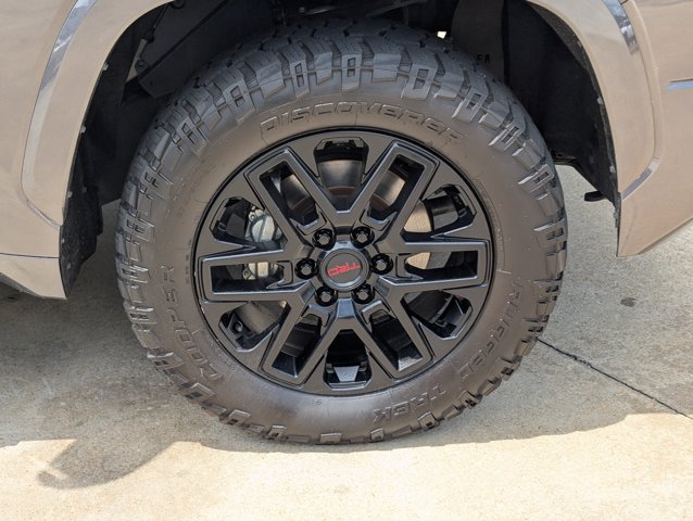 Used 2022 Toyota Tundra SR5 w/ TRD Sport Package AWD/4WD image 13