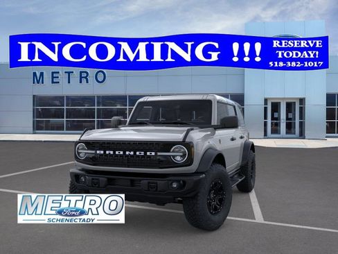 New 2026 Ford Bronco Badlands image 3