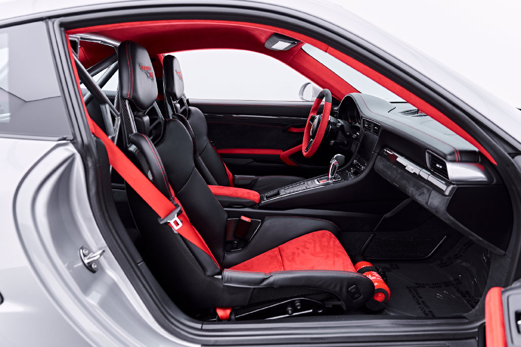 Used 2019 Porsche 911 GT2 RS RWD image 49