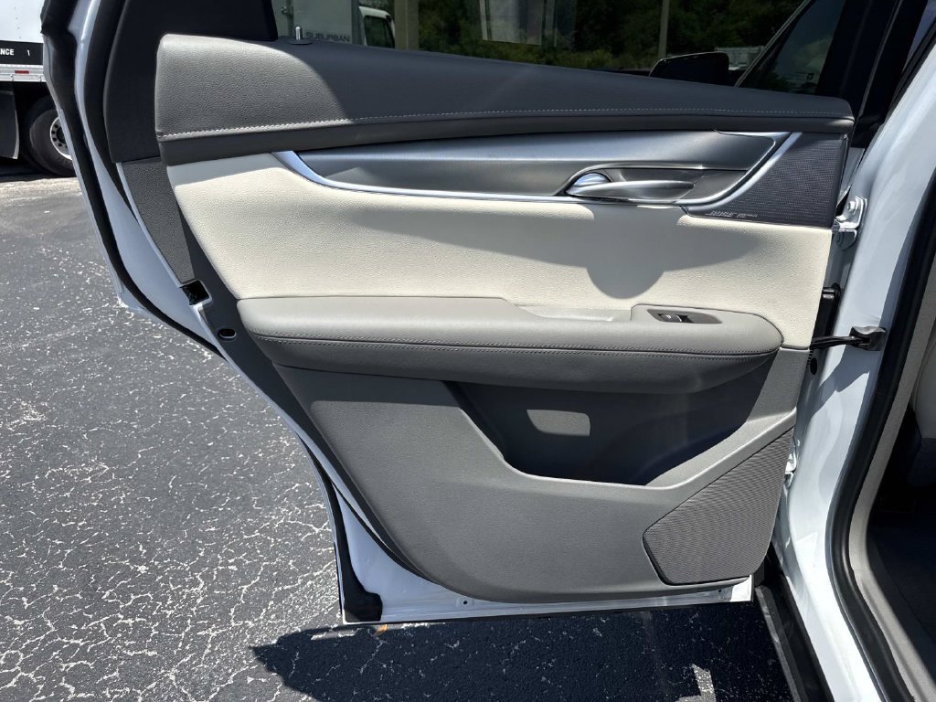 New 2026 Cadillac XT5 Premium Luxury w/ Driver Assist Package FWD image 12