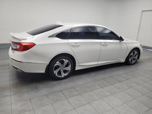Used 2018 Honda Accord EX-L image 10