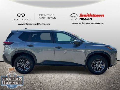 Used 2023 Nissan Rogue S AWD/4WD image 5