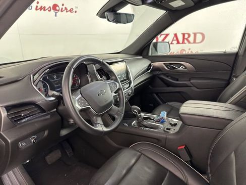 Used 2023 Chevrolet Traverse Premier w/ Redline Edition image 12