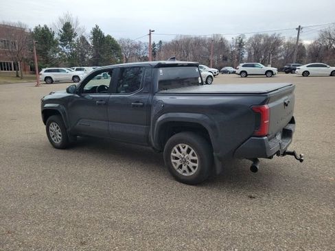 Used 2024 Toyota Tacoma SR5 image 22
