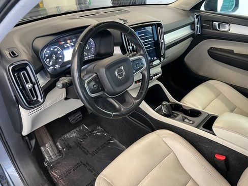 Used 2019 Volvo XC40 T5 Momentum AWD/4WD image 27
