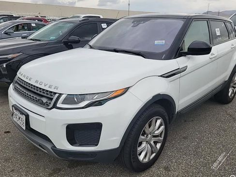 Used 2018 Land Rover Range Rover Evoque SE image 1