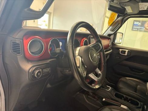 Used 2021 Jeep Wrangler Unlimited Rubicon AWD/4WD image 19