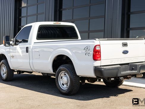Used 2014 Ford F250 XL w/ Power Equipment Group AWD/4WD image 6