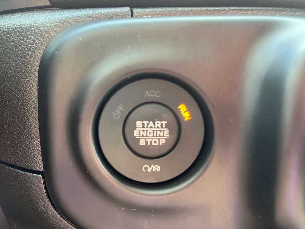 Used 2023 Jeep Wrangler Unlimited Rubicon 4xe AWD/4WD image 19