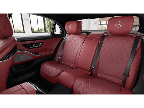 New 2026 Mercedes-Benz S 580 4MATIC Sedan image 4