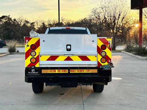 Used 2017 Ford F250 XL w/ Power Equipment Group image 4