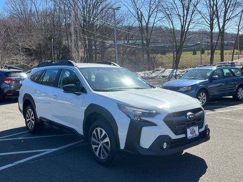 Certified 2023 Subaru Outback 2.5i image 6