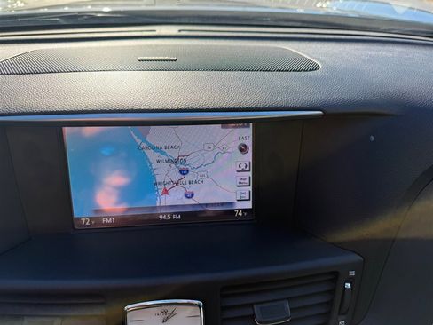 Used 2016 INFINITI Q70 L 3.7 w/ Deluxe Touring Package image 19