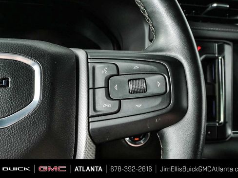 Used 2023 GMC Yukon Denali AWD/4WD image 3