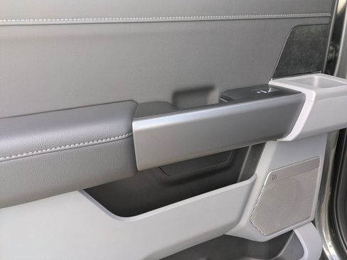 New 2026 Ford F250 XLT w/ XLT Premium Package image 28