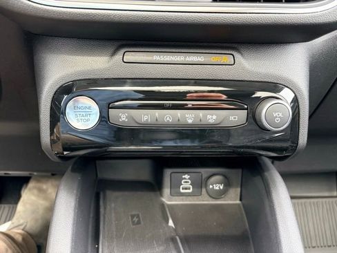 Used 2024 Ford Escape Platinum w/ Premium Technology Package image 32