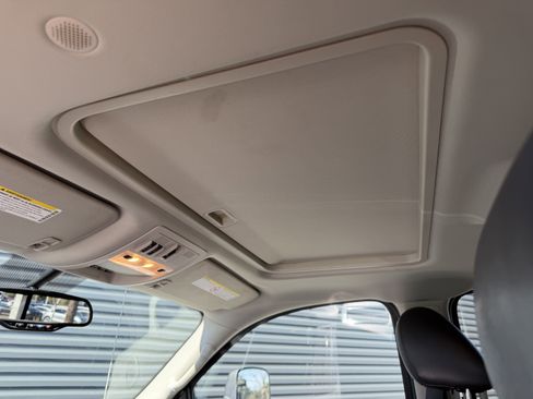 Used 2013 GMC Sierra 2500 Denali w/ Suspension Package, Off-Road image 28