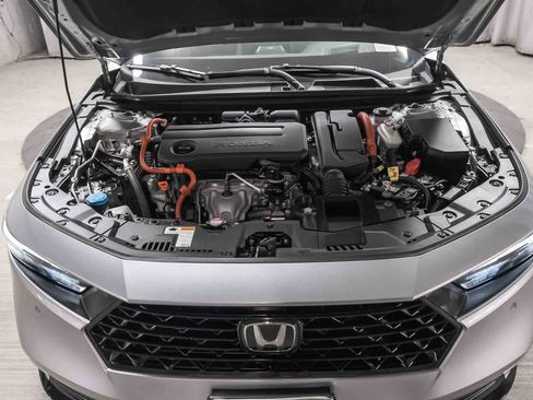Used 2024 Honda Accord Touring image 30