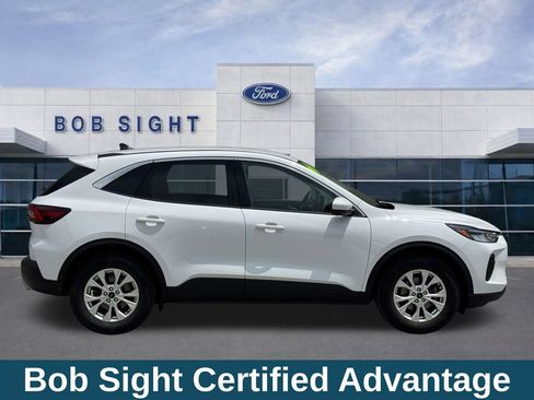 Used 2023 Ford Escape Active w/ Tech Pack #2 AWD/4WD image 4