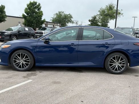 Certified 2024 Toyota Camry XLE FWD image 10