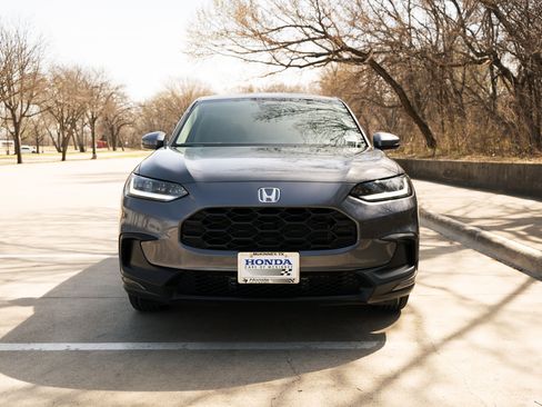 Used 2026 Honda HR-V LX image 3