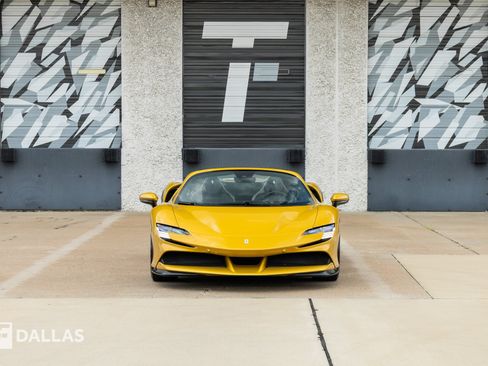 Used 2023 Ferrari SF90 Spider AWD/4WD image 3