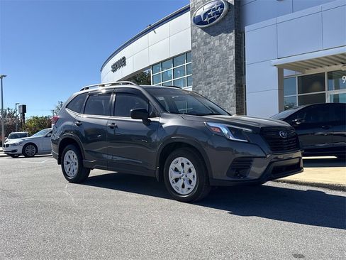 Certified 2023 Subaru Forester image 11