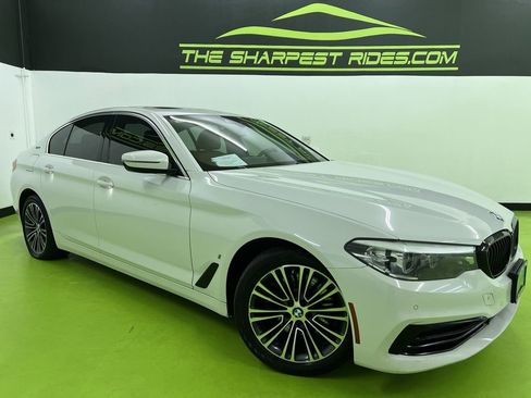 Used 2019 BMW 530e xDrive w/ Convenience Package AWD/4WD image 1