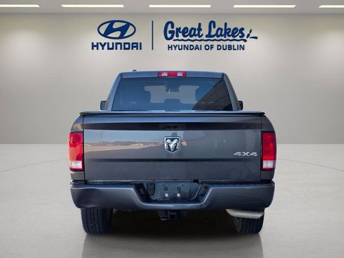 Used 2019 RAM 1500 Express w/ Express Value Package AWD/4WD image 4