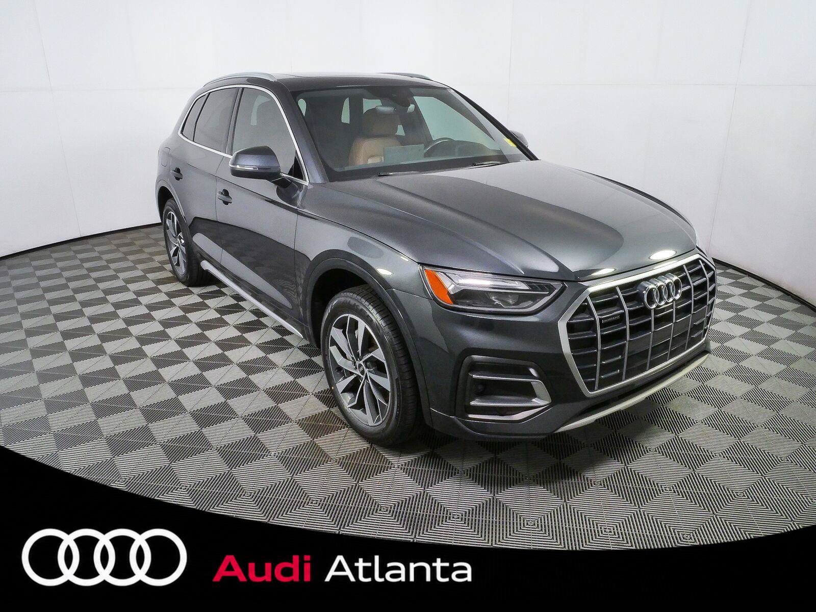 Used 2021 Audi Q5 2.0T Premium Plus w/ Premium Plus Package AWD/4WD image 1
