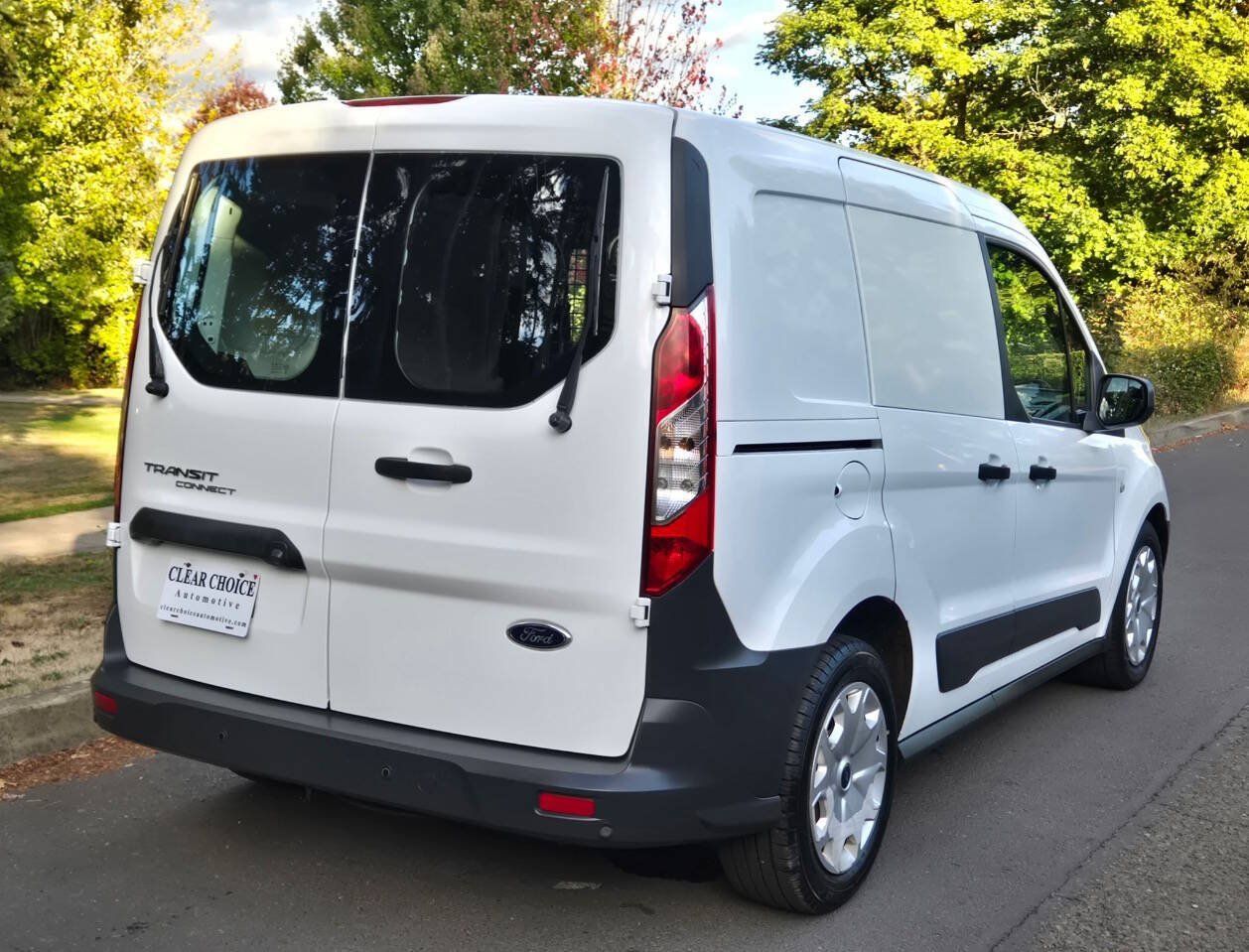 Used 2016 Ford Transit Connect XL FWD image 3
