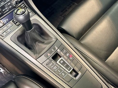 Used 2016 Porsche 911 Carrera 4 GTS image 16