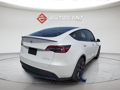 Used 2023 Tesla Model Y Performance AWD/4WD image 4