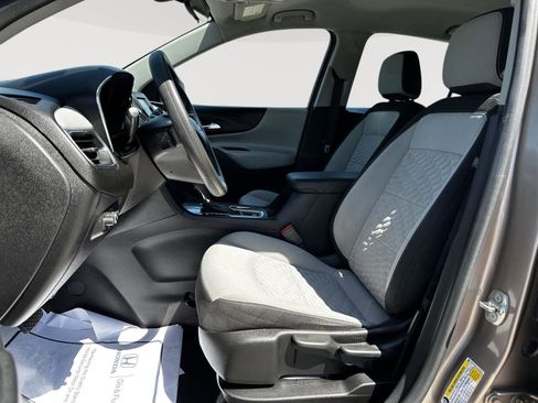 Used 2018 Chevrolet Equinox LS FWD image 7
