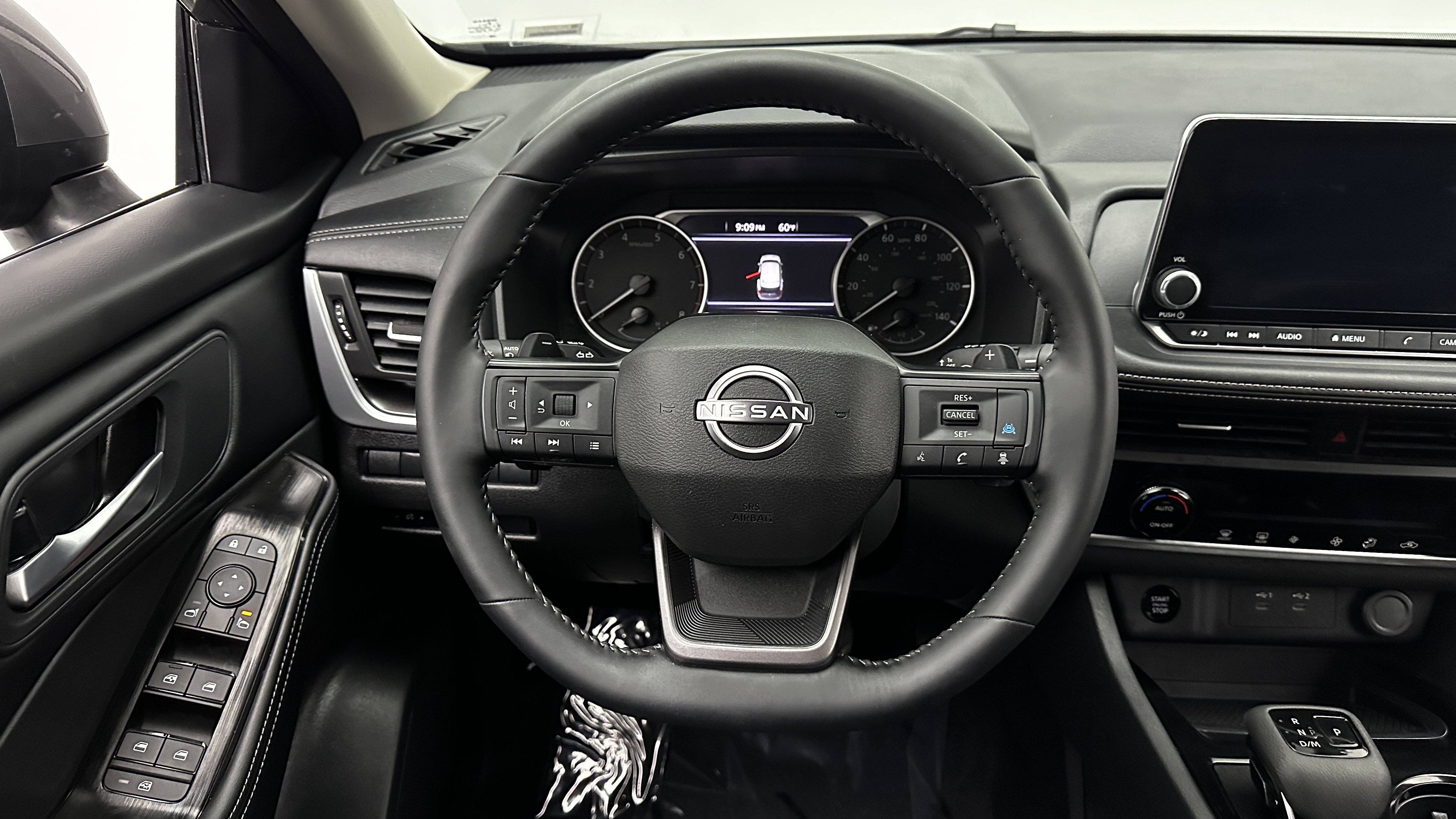 Used 2026 Nissan Rogue SV AWD/4WD image 26
