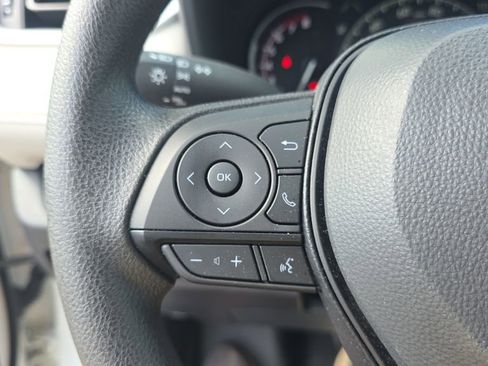 Used 2025 Toyota RAV4 XLE w/ Convenience Package image 21