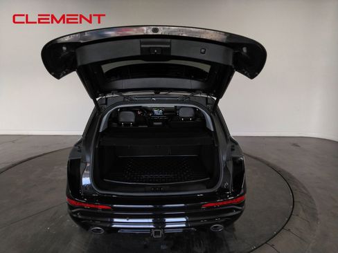 Used 2021 Lincoln Corsair Grand Touring w/ Equipment Group 301A image 9