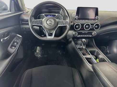 Used 2025 Nissan Sentra SR FWD image 20