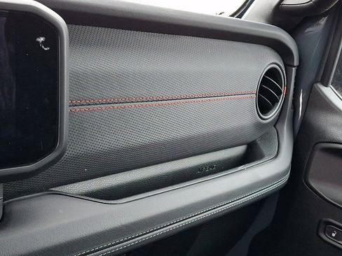 Certified 2025 Jeep Wrangler Unlimited Rubicon image 31