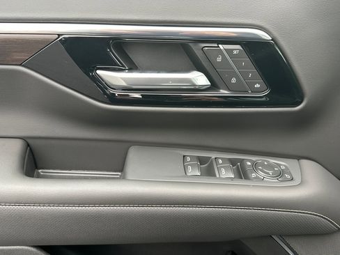 New 2026 Chevrolet Tahoe Premier image 11