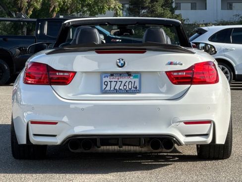 Used 2015 BMW M4 Convertible RWD image 4