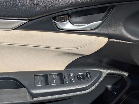 Used 2016 Honda Civic EX-T image 16