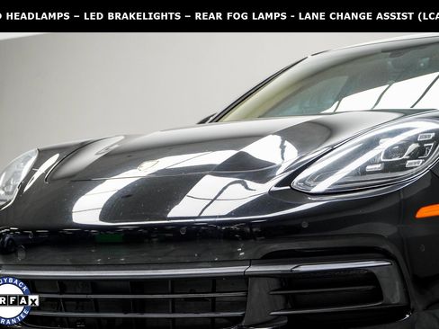 Used 2018 Porsche Panamera image 2