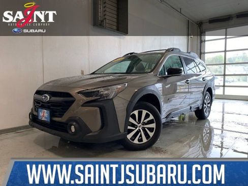 Used 2024 Subaru Outback Premium AWD/4WD image 1