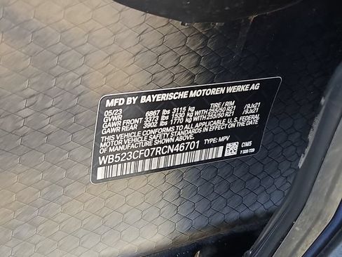 Used 2024 BMW iX xDrive50 w/ Sport Package AWD/4WD image 27